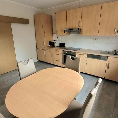 Apartmán Monteurhaus Voll Ausgestattet Glees Exteriér fotografie