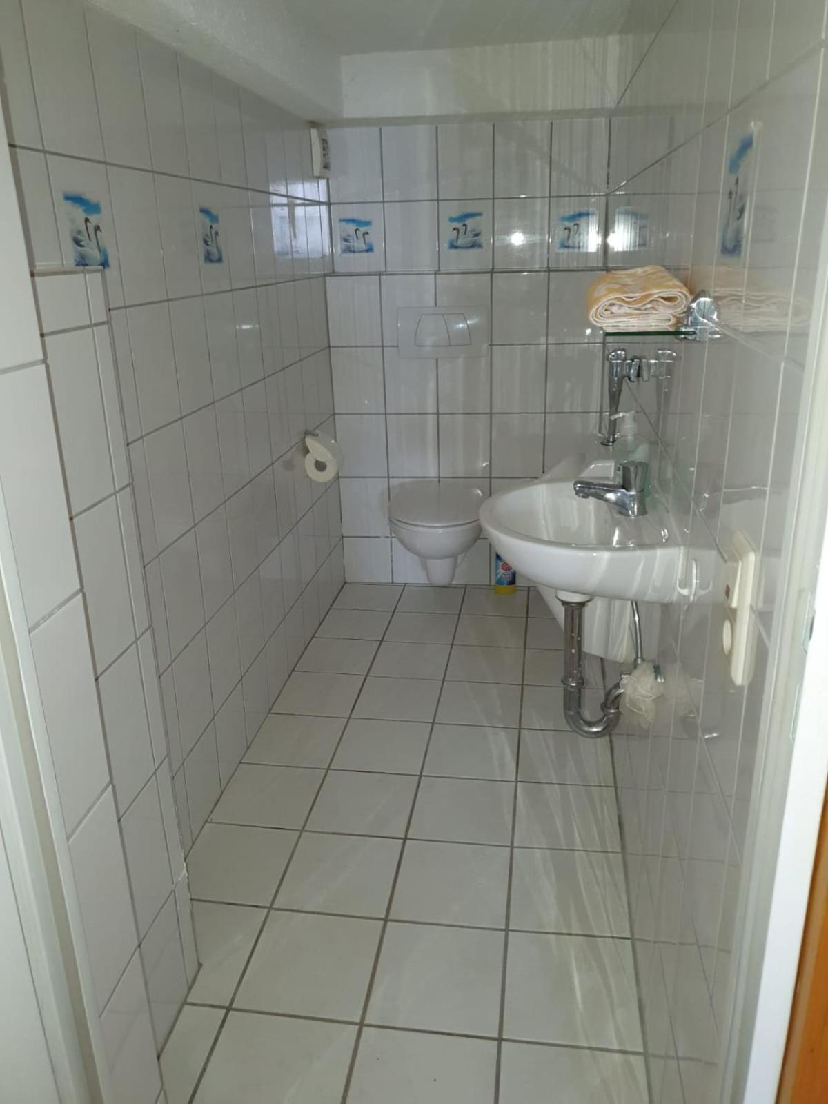 Apartmán Monteurhaus Voll Ausgestattet Glees Exteriér fotografie